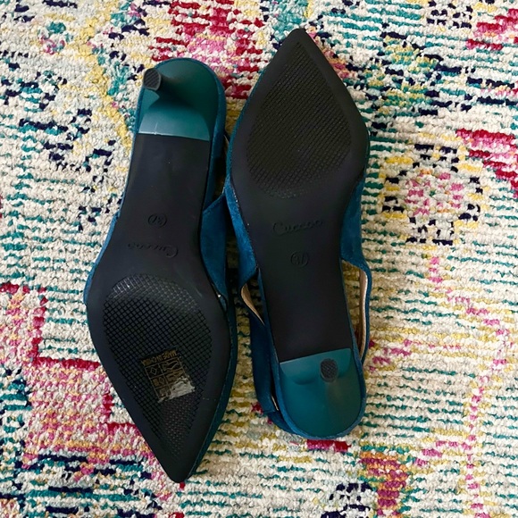 Slingback Pumps - Picture 3 of 4